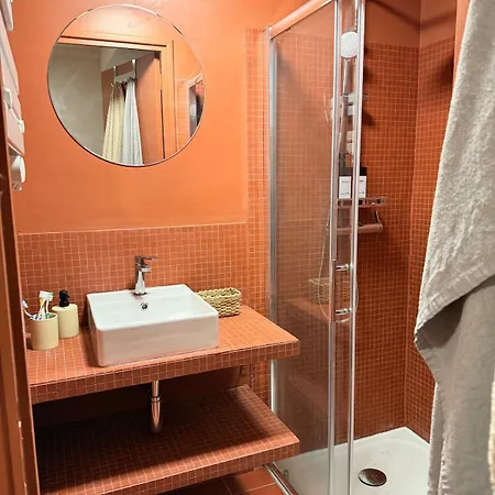Bas De Villa, 6 Pers, Piscine, Terrasse, Proche Sablettes Appartamento