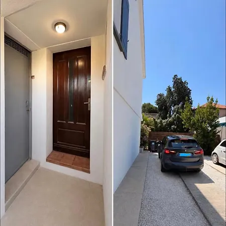 Apartman Bas De Villa, 6 Pers, Piscine, Terrasse, Proche Sablettes